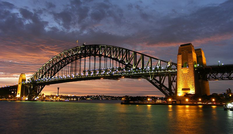 800px-Sydney_harbour_bridge_new_south_wales